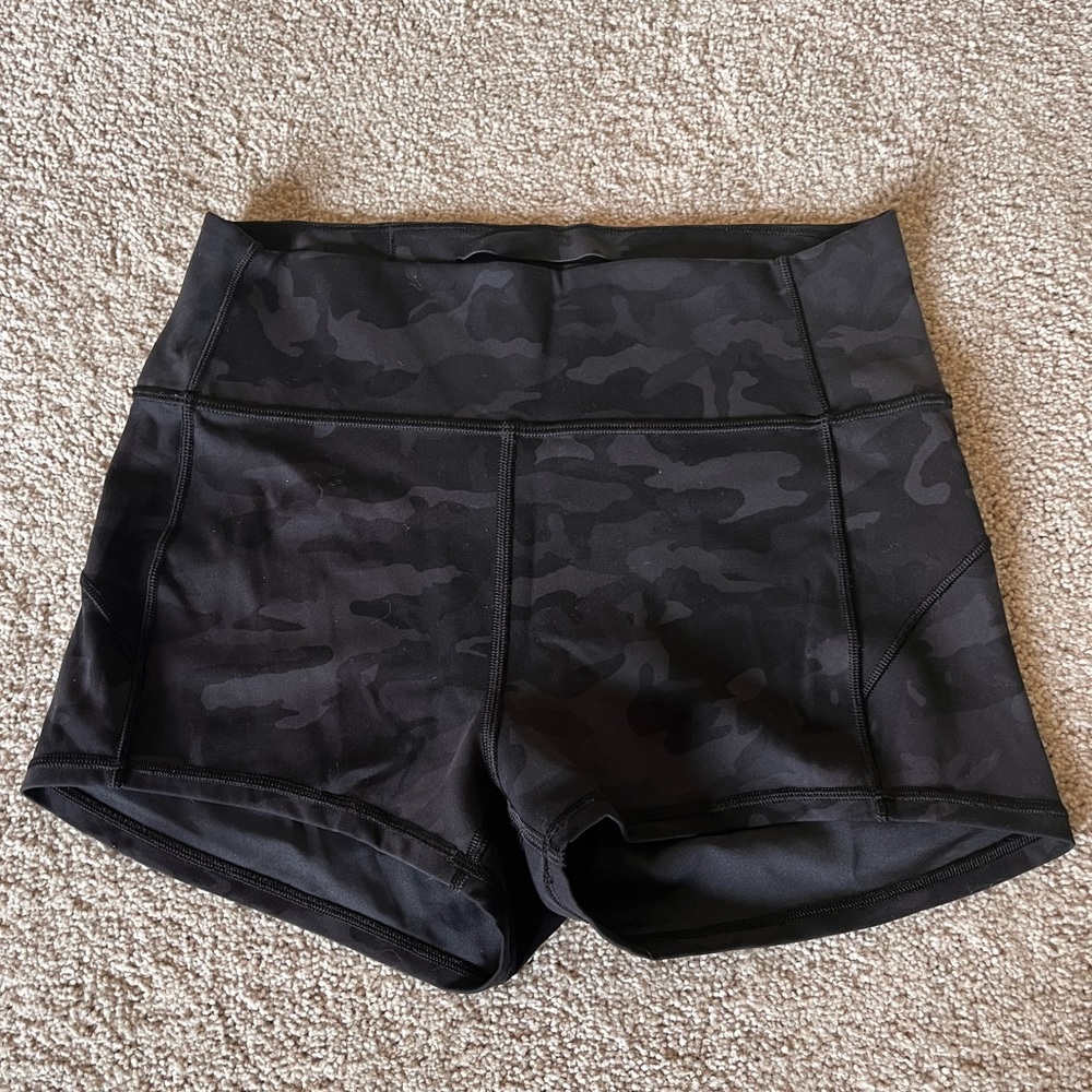 Lululemon camo spandex- size 8